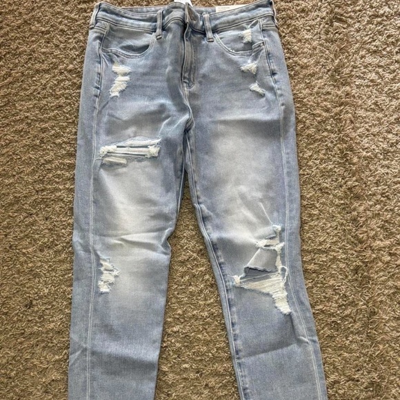 American Eagle Distressed Dream Jeans - Picture 1 of 3
